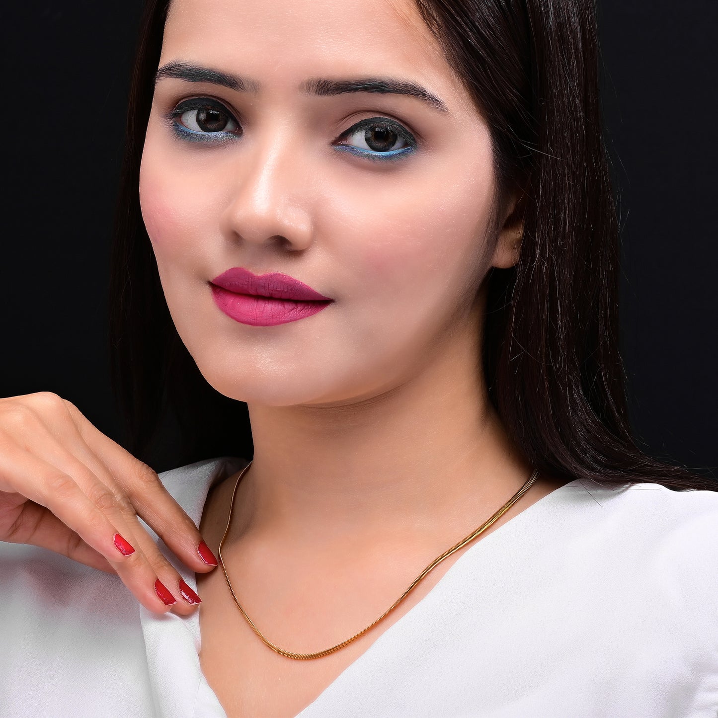 Elegant Herringbone Gold Chain Necklace