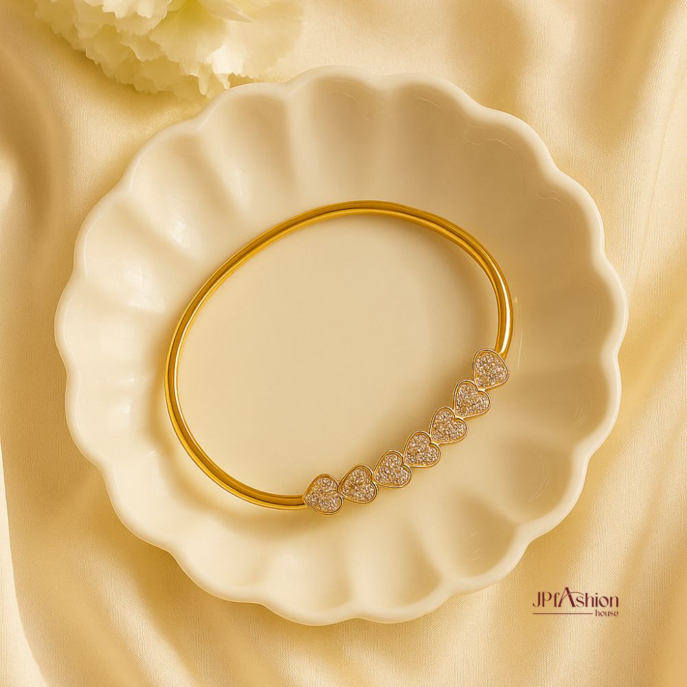 Golden Heart Glow Bracelet